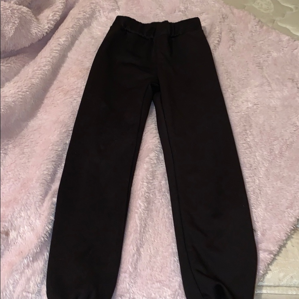 Cute u pants